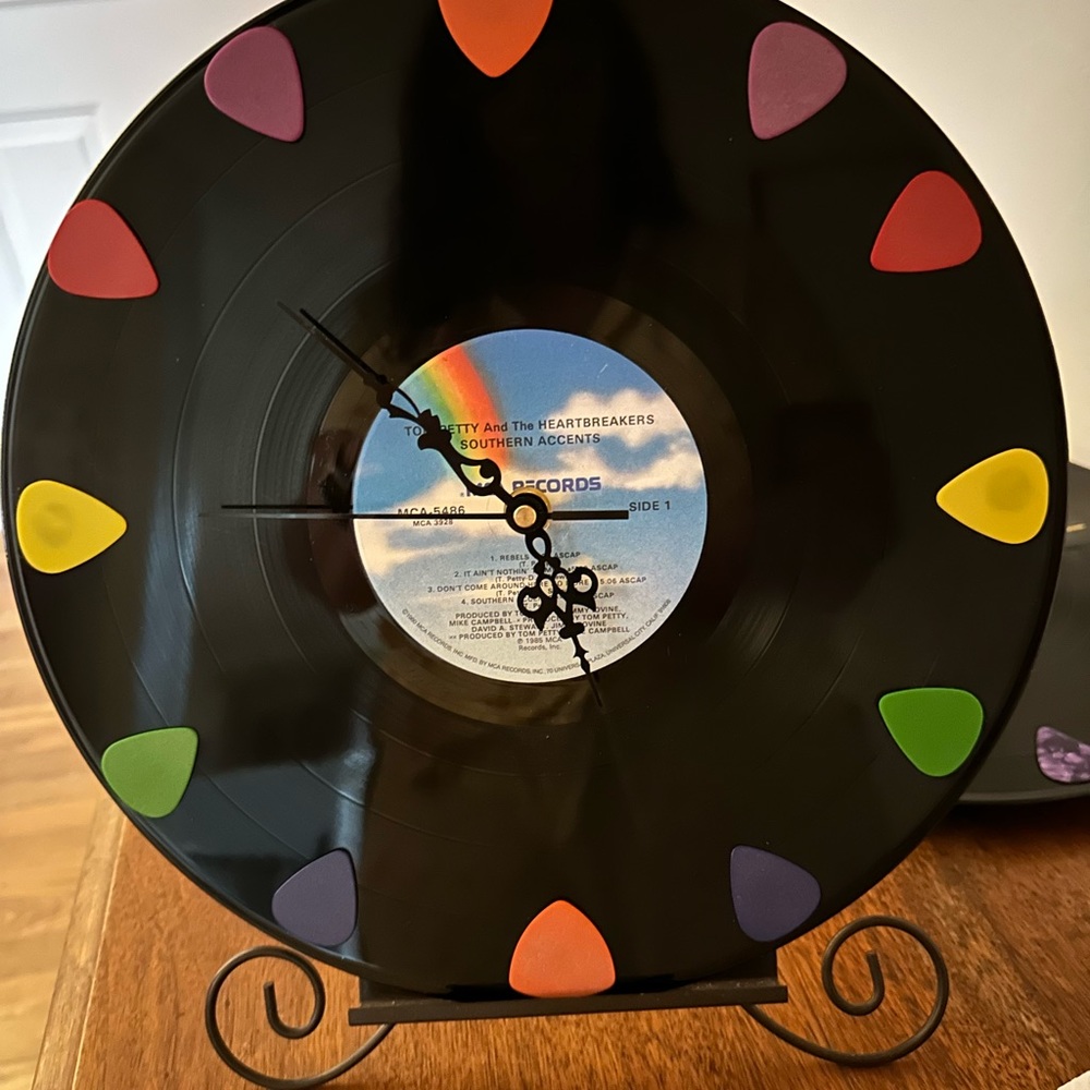 Vinyl record clock featuring Tom Petty and the heart breakers